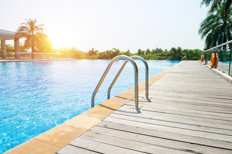 10 Preços de Pisos Antiderrapantes para Piscina