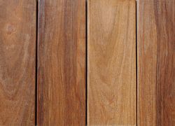 pisos e revestimentos de madeira