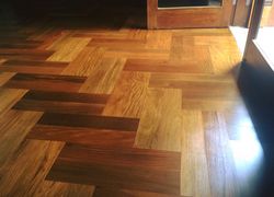 raspagem de piso de madeira sem poeira